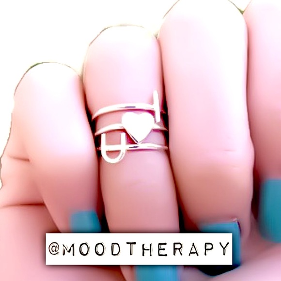 925 Sterling Silver “I ❤︎ U” Midi Knuckle Toe Stacking Stackable Set of 3 Rings - Picture 1 of 8